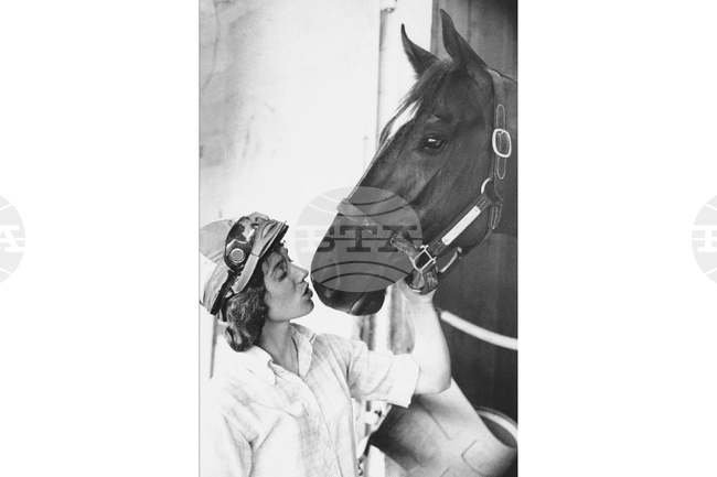 Diane Crump Female Rider