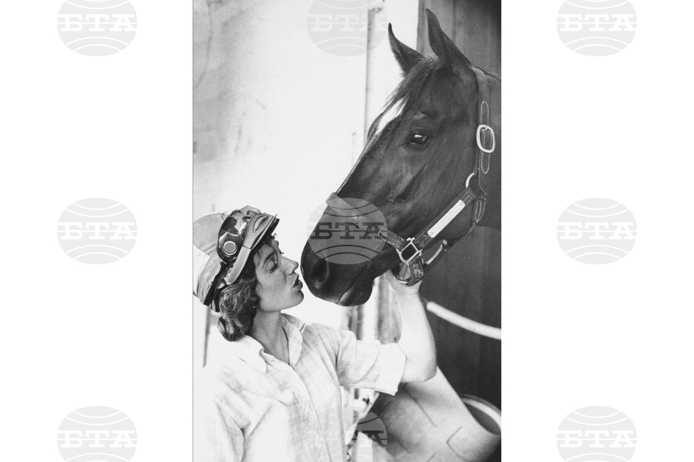 Diane Crump Female Rider