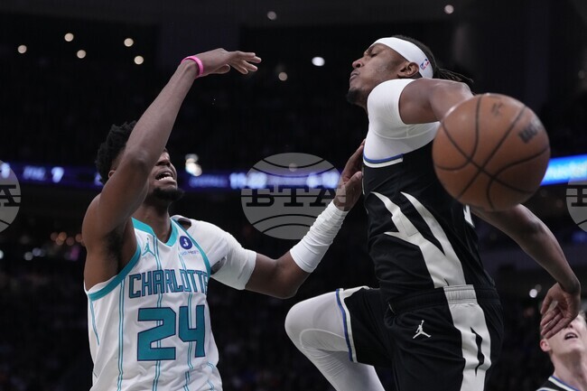 Hornets Bucks Basketball