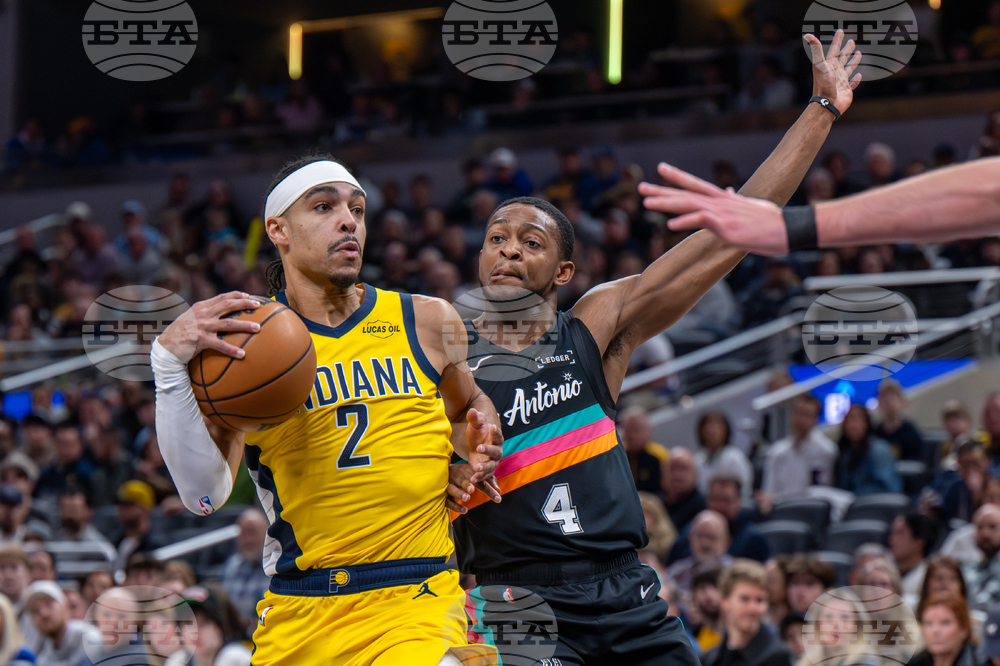 Spurs Pacers Basketball