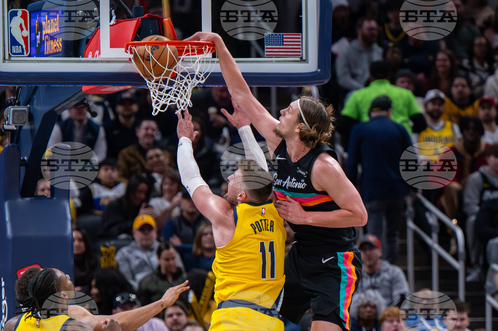 Spurs Pacers Basketball