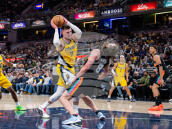 Spurs Pacers Basketball