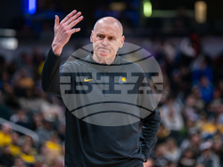 Spurs Pacers Basketball