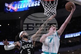 Hornets Bucks Basketball