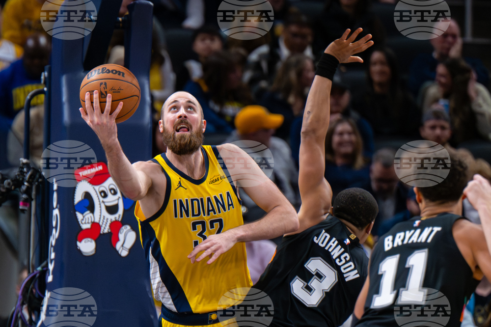 Spurs Pacers Basketball