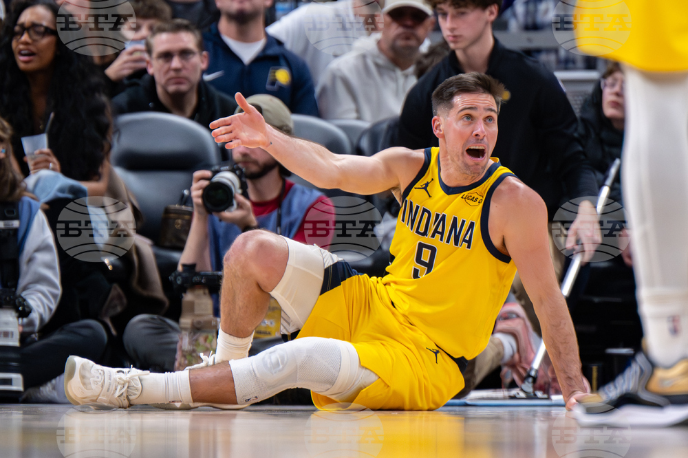 Spurs Pacers Basketball