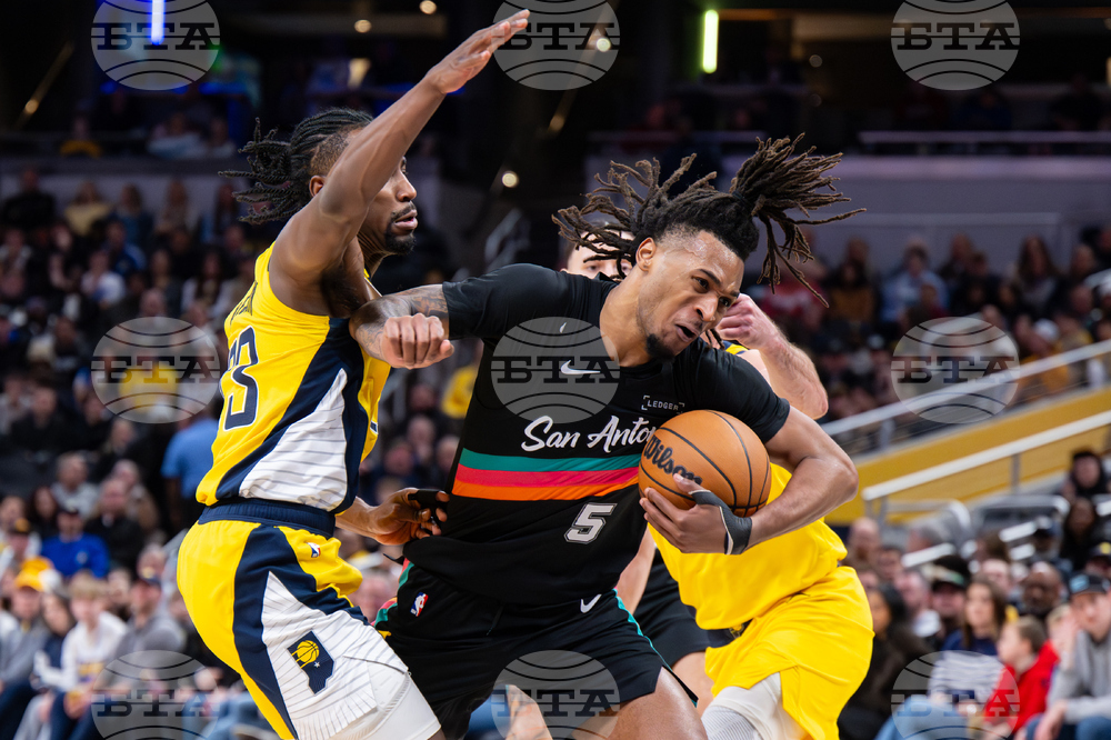 APTOPIX Spurs Pacers Basketball