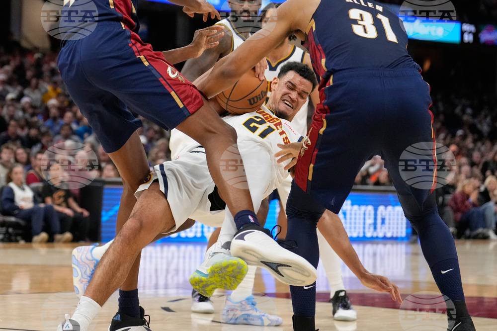 APTOPIX Nuggets Cavaliers Basketball