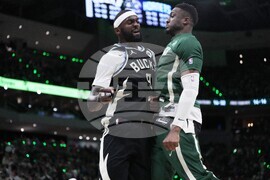 Hornets Bucks Basketball