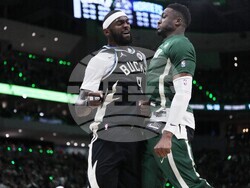 Hornets Bucks Basketball