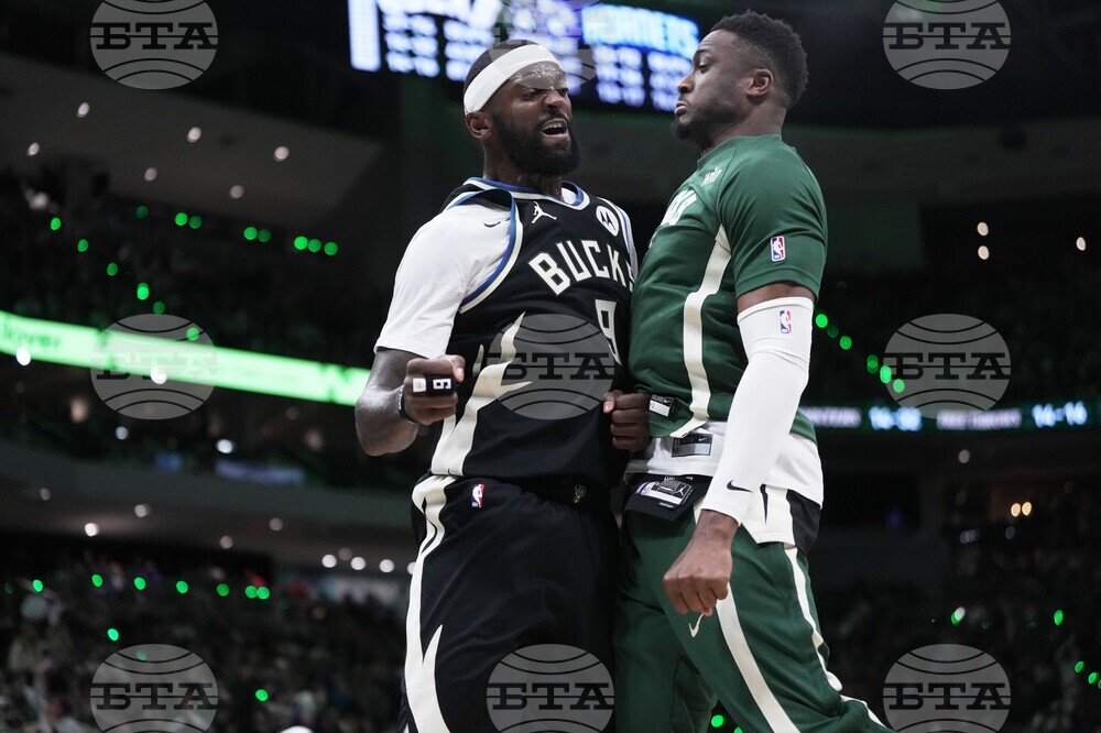 Hornets Bucks Basketball