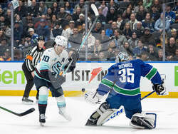 Kraken Canucks Hockey