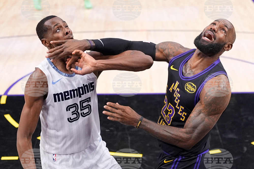 APTOPIX Grizzlies Lakers Basketball