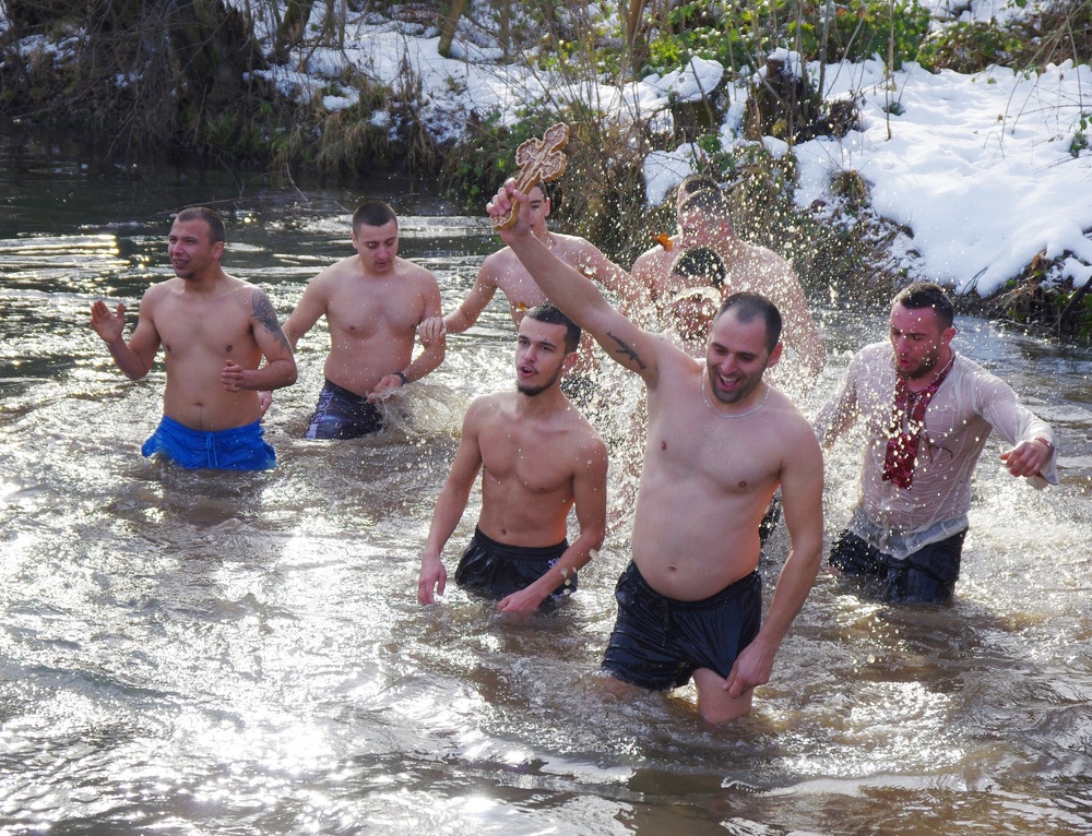 Община Угърчин ще предостави народни носии на желаещите да участват в ритуала по хвърляне на кръста в река Каменица на Йордановден