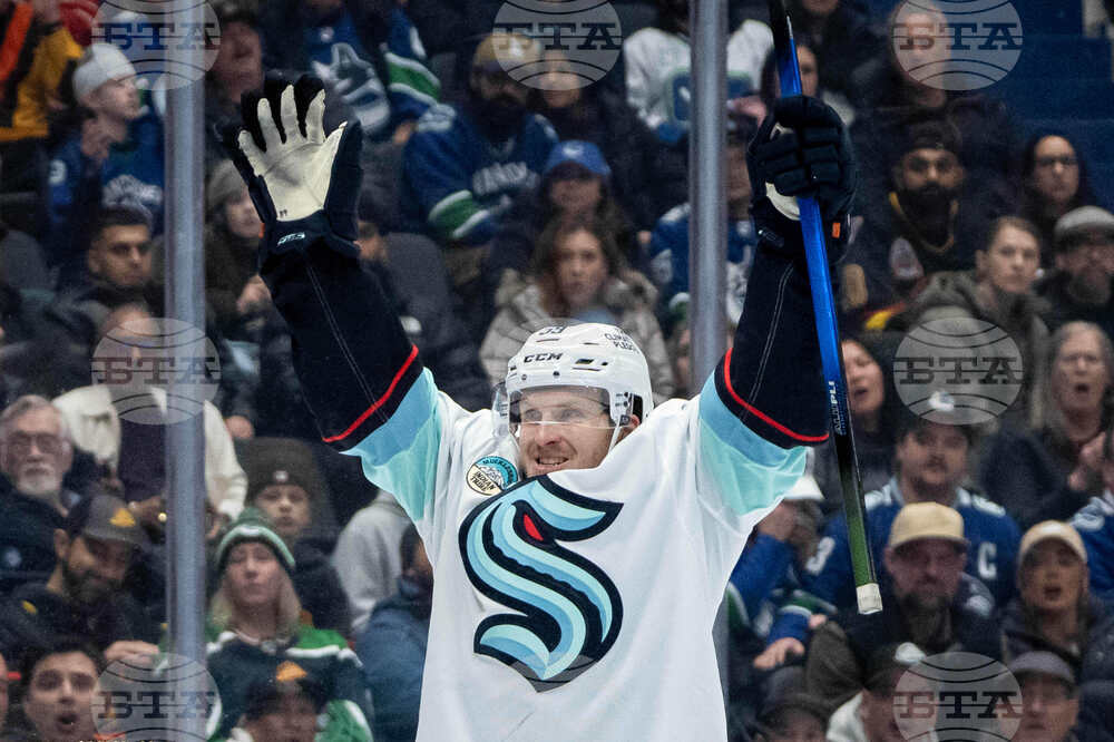 Kraken Canucks Hockey