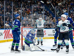 Kraken Canucks Hockey