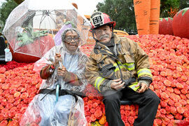 AHF’s Rose Parade Float Honors ‘Food for Health’ Pantries and Wildfire Relief
