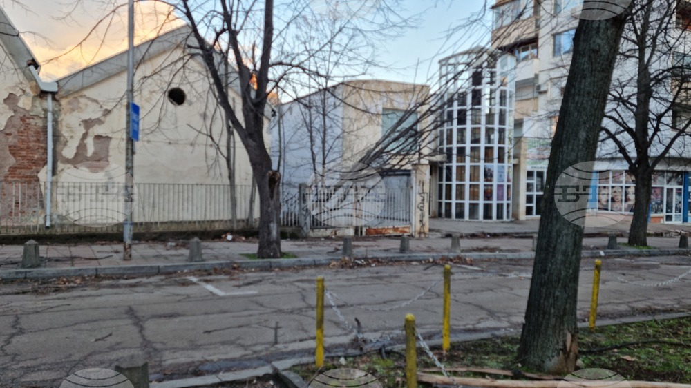 Враца - ураганен вятър