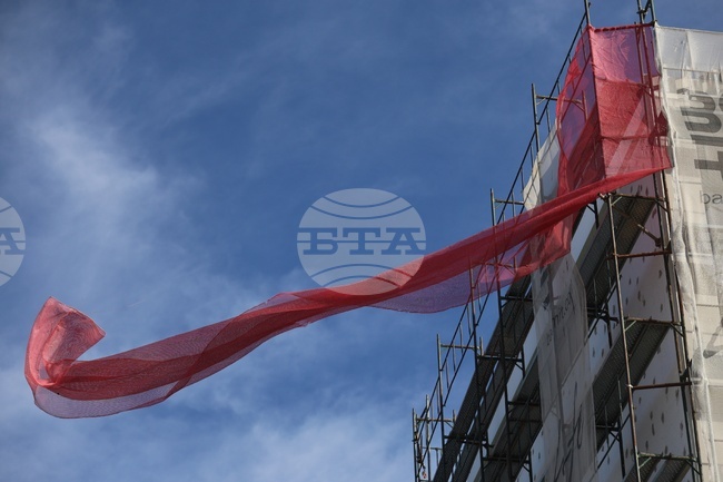 До обяд екипите на пожарната са реагирали на 15 сигнала, свързани с метеорологичната обстановка 