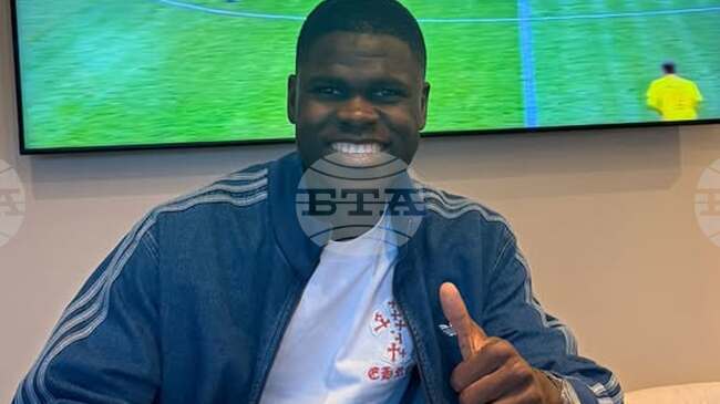 Добруджа подписа с централния нападател Валду Те