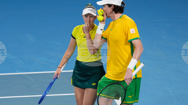 Успешно начало за съставите на Австралия и САЩ на турнира по тенис за смесени отбори „Юнайтед Къп“