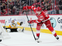 Penguins Red Wings Hockey