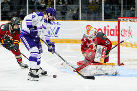 PWHL Frost Charge Hockey