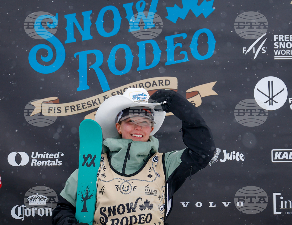 Canada WCup Freeski Halfpipe