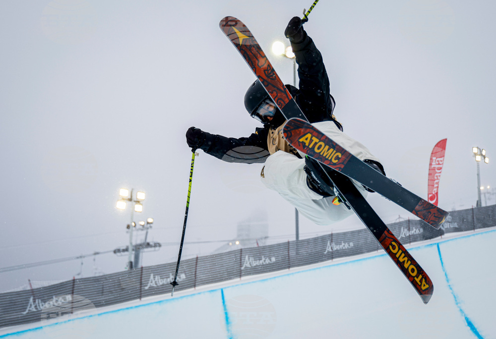 Canada WCup Freeski Halfpipe