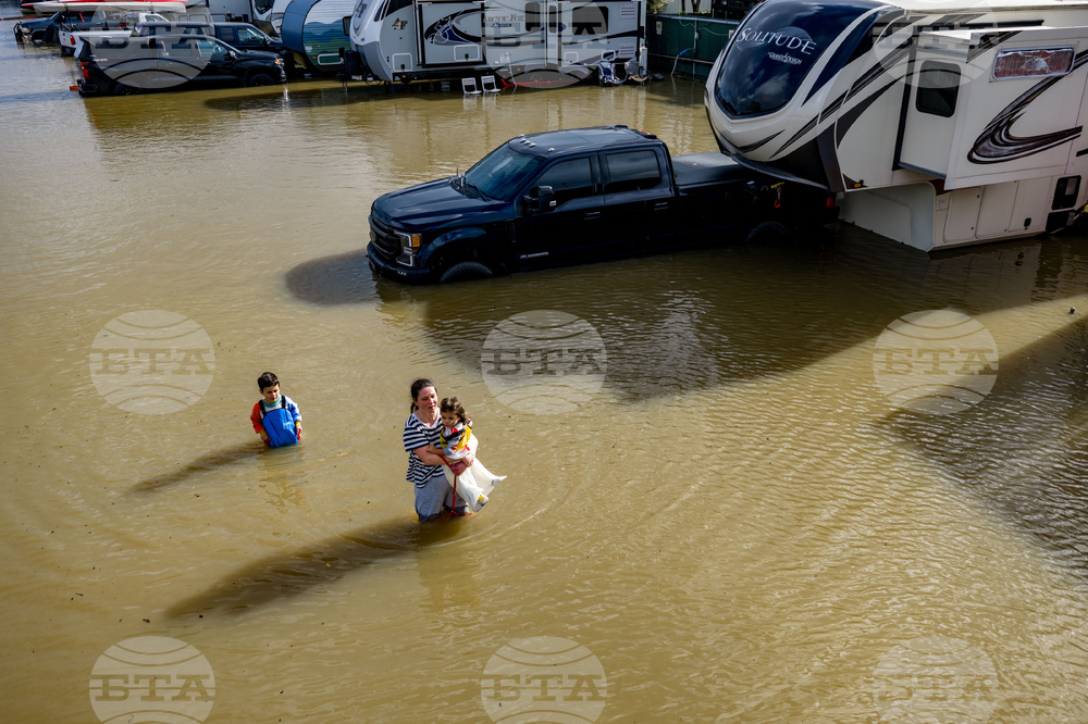 APTOPIX Extreme Weather California