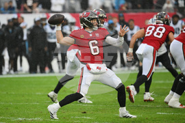 Panthers Buccaneers Football