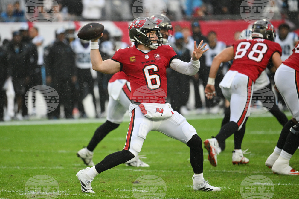 Panthers Buccaneers Football