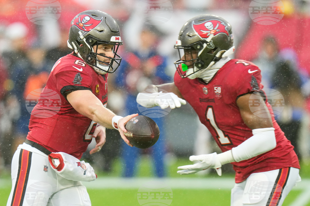 Panthers Buccaneers Football