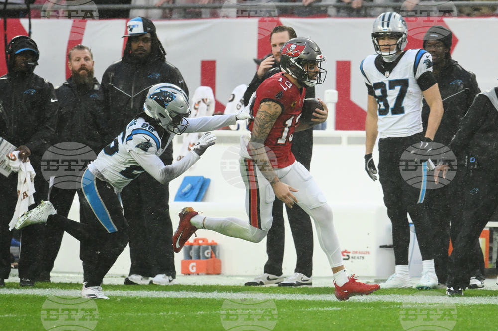 Panthers Buccaneers Football