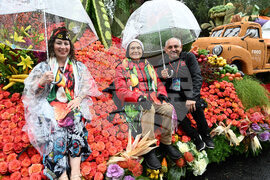 AHF Rose Parade Float Honors Wildfire and Hunger Relief Efforts