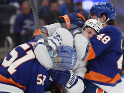 Maple Leafs Islanders Hockey