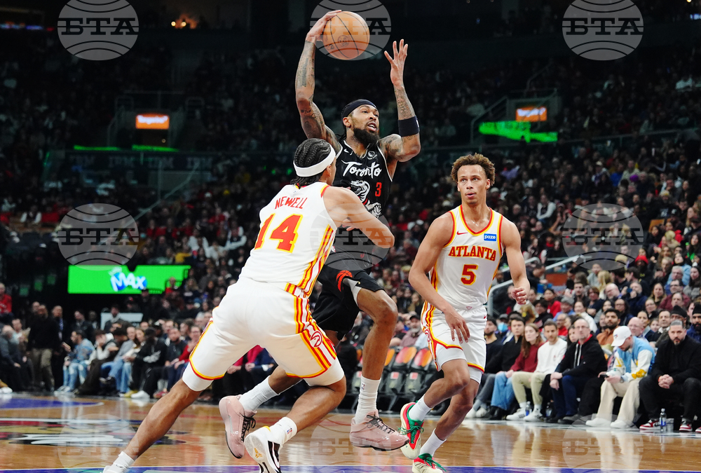 Hawks Raptors Basketball