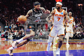 Hawks Raptors Basketball