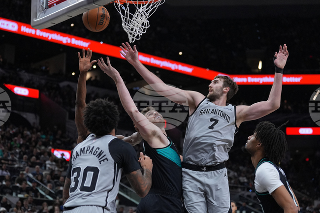 Trail Blazers Spurs Basketball