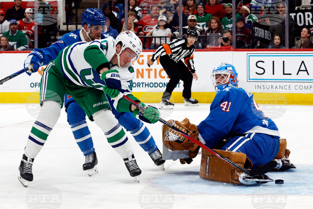 Avalanche Hurricanes Hockey