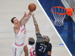 Rockets Mavericks Basketball