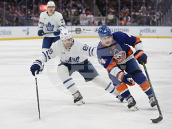 Maple Leafs Islanders Hockey