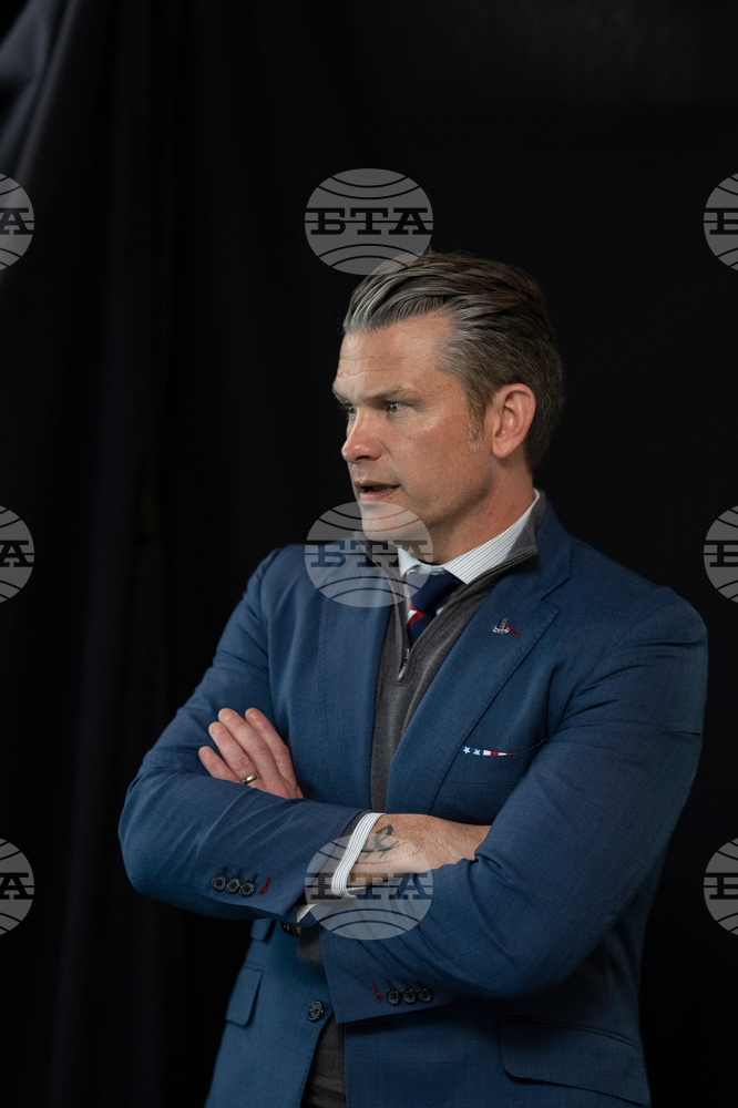 Близо 200 американски военни са участвали в операцията в Каракас по залавяне на Мадуро, заяви американският министър на отбраната