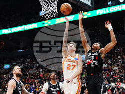 Hawks Raptors Basketball