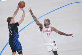 Rockets Mavericks Basketball