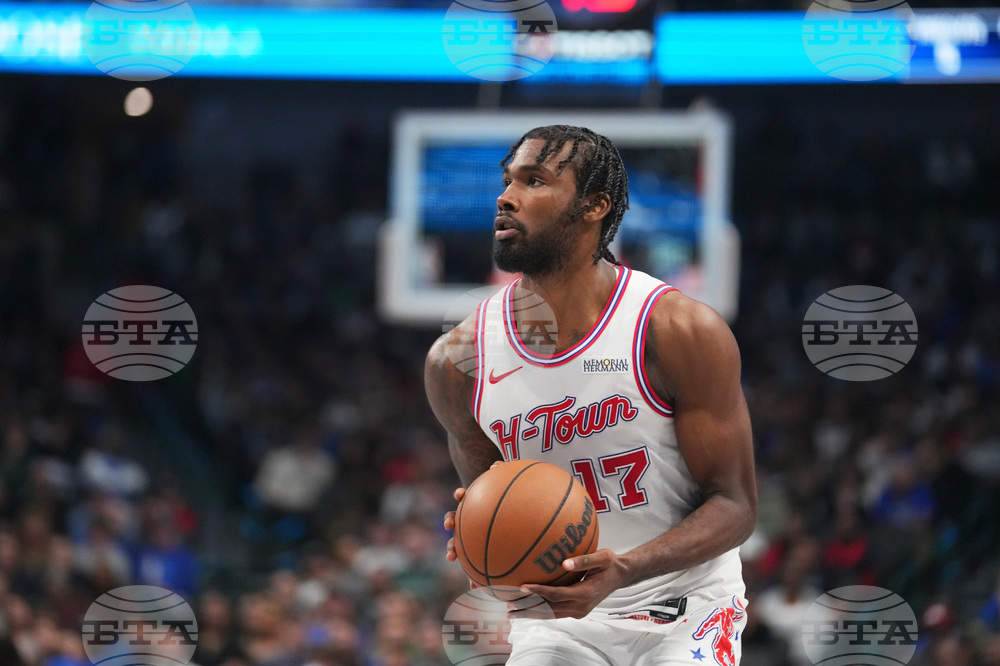 Rockets Mavericks Basketball