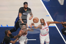 Rockets Mavericks Basketball