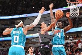 Hornets Bulls Basketball