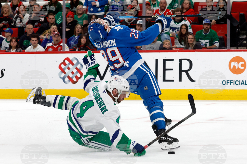 Avalanche Hurricanes Hockey