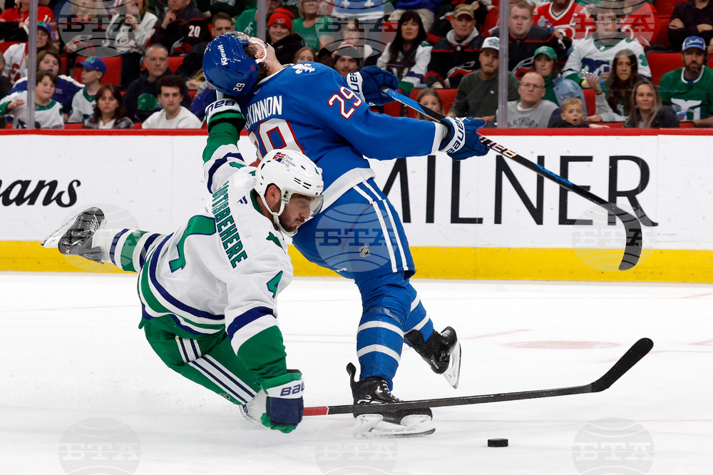 Avalanche Hurricanes Hockey